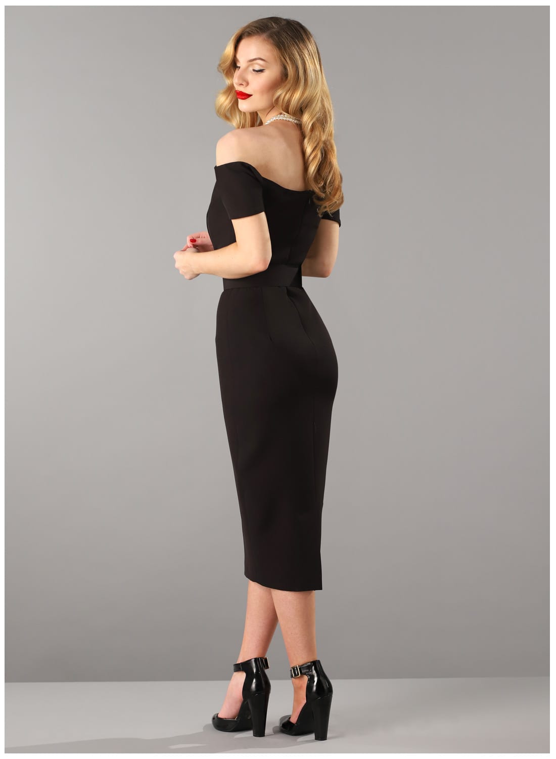 black and white store dresses Print Scalloped Hem Dress Size:2XLarge 2025 Black Dress Pants Paradise